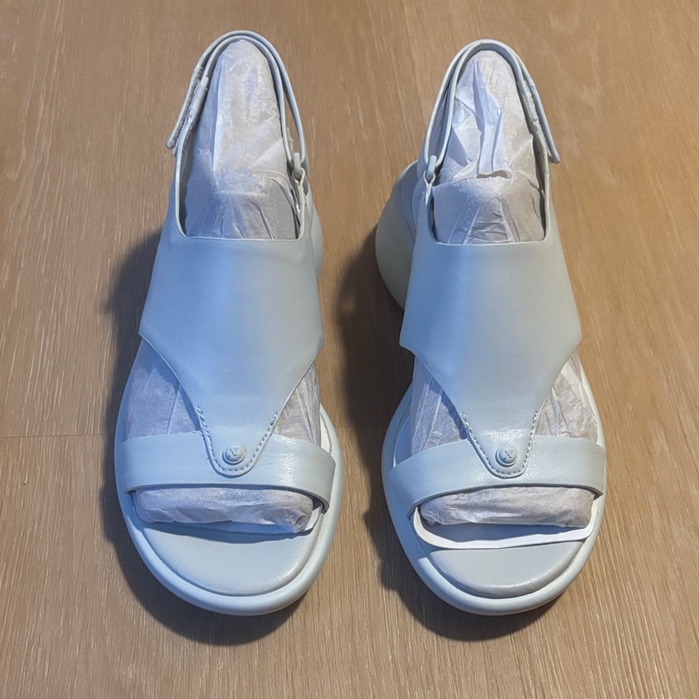 NIB Naturalizer Women's Mist Grey Lillian Sandal size 5 - Picture 2 of 7
